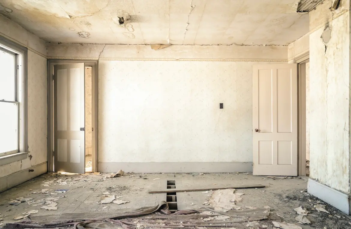 Waste disposal crew managing a cleanout project in Gas City